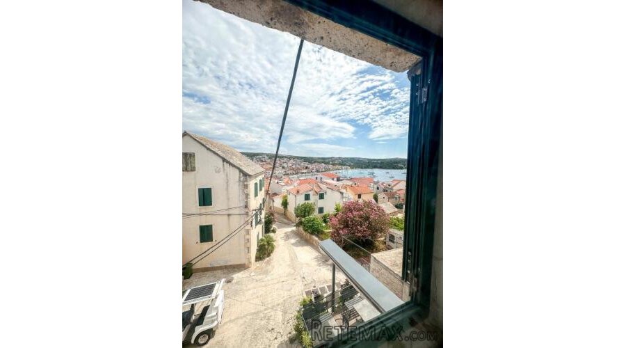Renovirana kamena kuća u srcu Primoštena, 150 m2 - 3