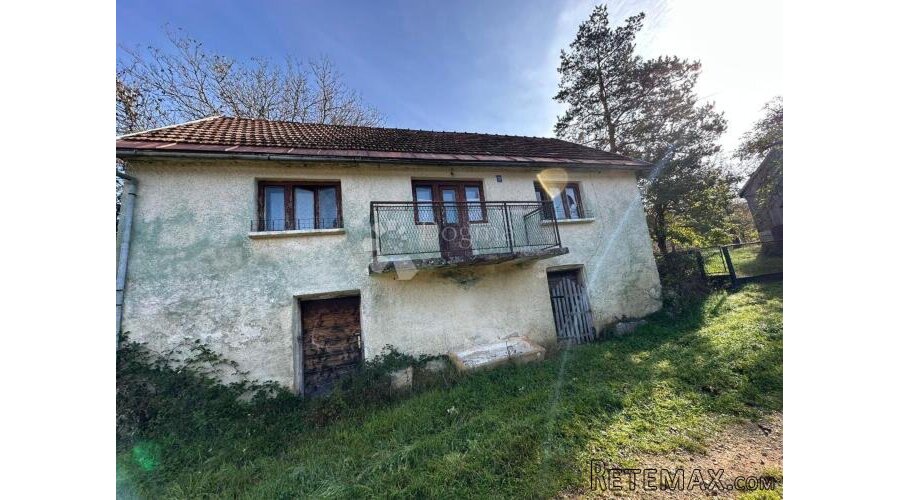 Otočac Švica kuća za adaptaciju - 2
