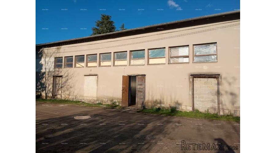 KRŠAN, Na prodaju –veliki poslovni prostor , 280 m²