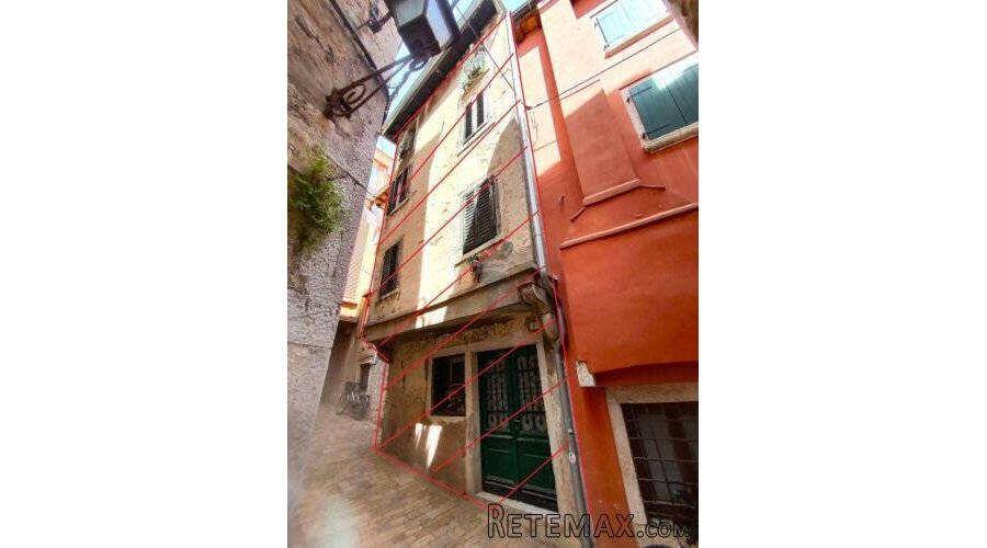 Istra,Rovinj,kuća za dugoročni najam