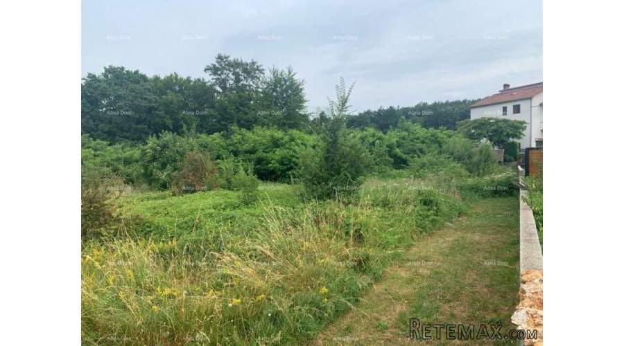 Pazin – građevinsko zemljište 940 m² u mirnom okruženju