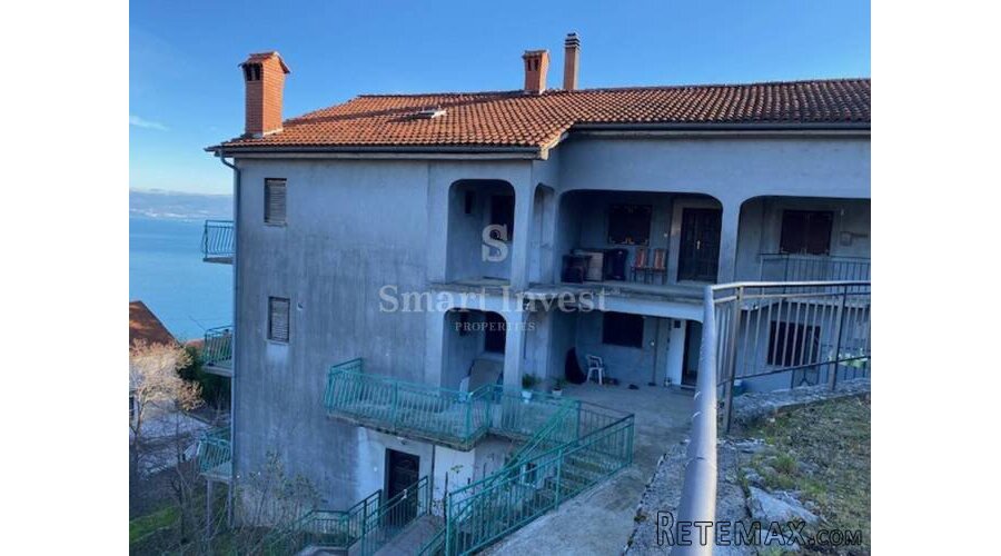 LOVRAN, kuća s panoramskim pogledom