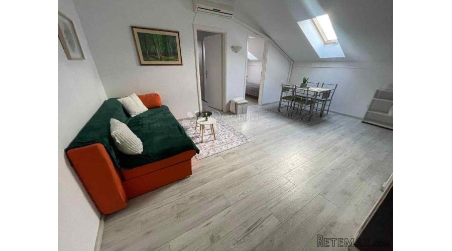Stan u srcu starog grada Novigrad - 2