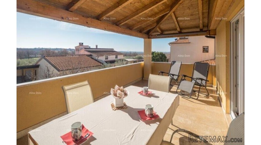 Okolica Poreča – kuća, 300 m2, s dva apartmana i bazenom - 3