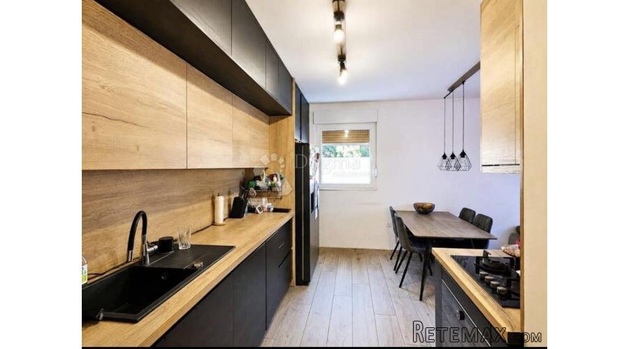 PODMURVICE STAN 65M2 KOMPLETNO ADAPTRIAN - 2