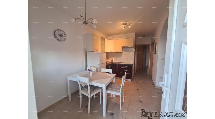 Prodaje se šarmantan stan u prizemlju, 60 m², Duga Uvala - 3