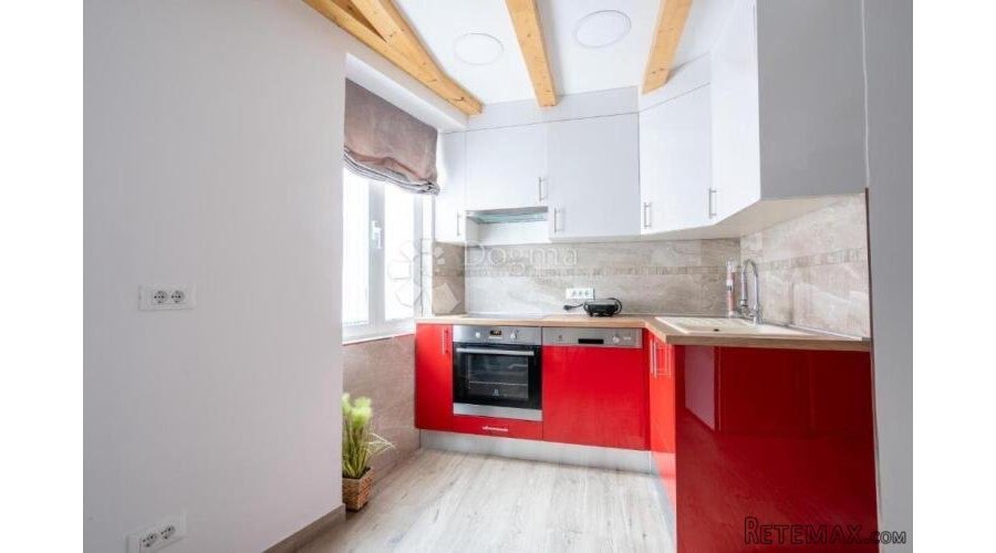 ROVINJ, CENTAR - MODERAN DVOSOBNI STAN NA 1. KATU - 3