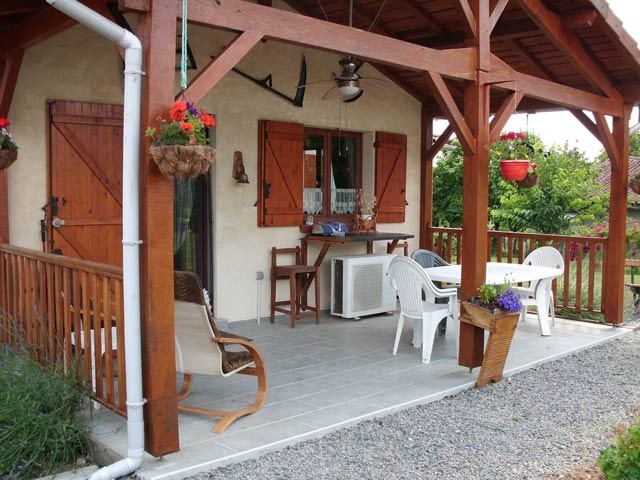 Beautiful 3-Bedroomed Detached Bungalow.. - 2
