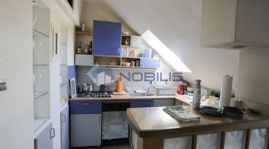 Zagreb, Centar, poslovni prostor 250 m2 + 7 parking mj. - 9