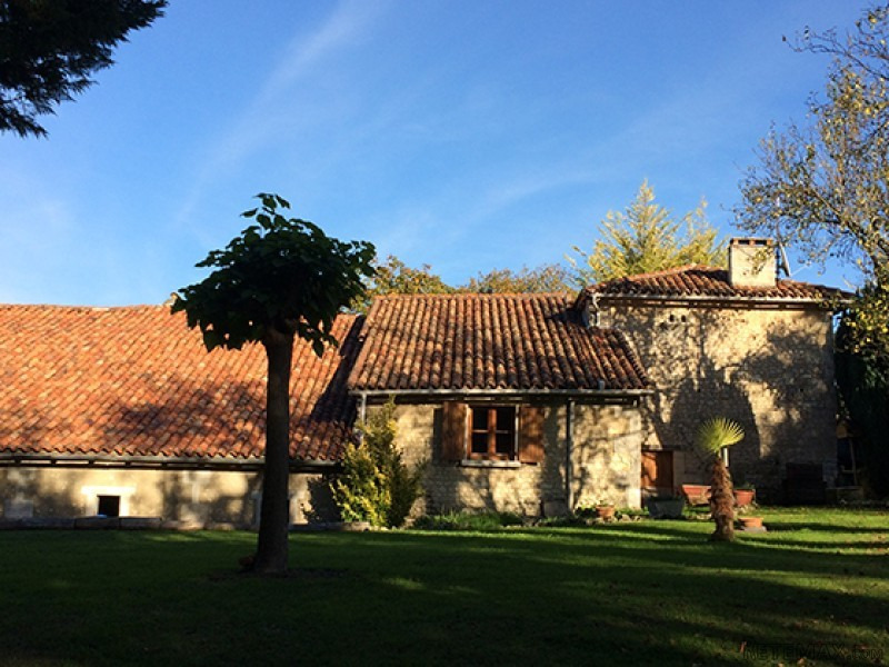 Charente Stone Property On 9.546m2 Of.. - 2