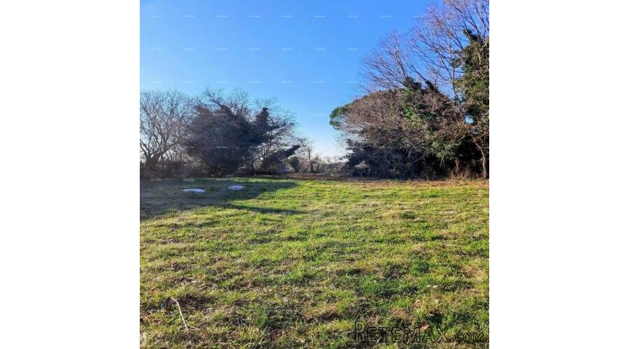 Gađevinsko zemljište 3.500 m² U malom selu blizina Vi.. - 2