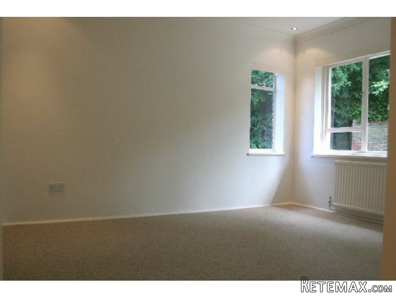 Oaten Hill Place Canterbury Ct1 - 2