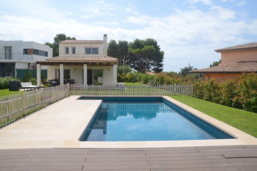QUERMANY - HUTG-014282 Detached ·..