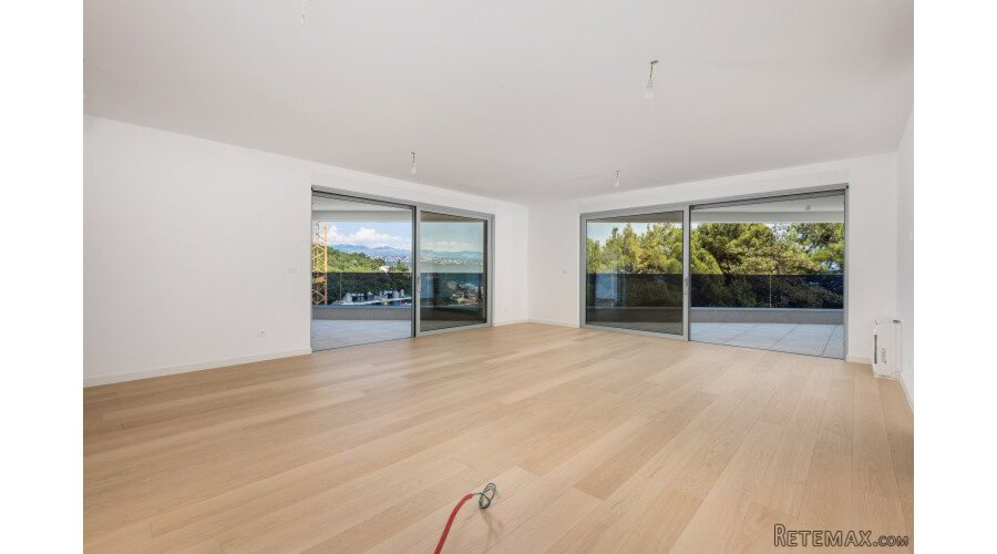 OPATIJA centar STAN 261 m2 - 2