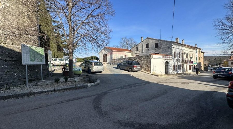 ISTRA, ŽMINJ - Restoran u starom gradu - 3