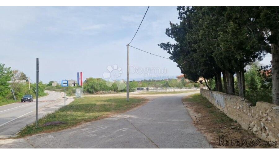 SMOKOVIĆ - POLJOPRIVREDNO ZEMLJIŠTE 1800 M2 - PRODAJA - 2