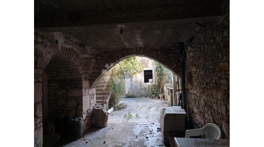 KORČULA, VELA LUKA - KUĆA ZA ADAPTACIJU - 3