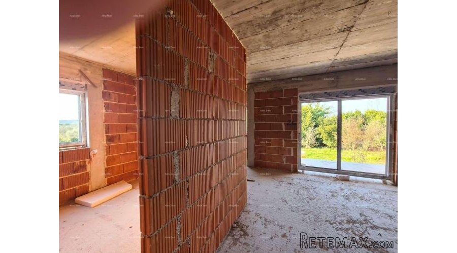 Prodaje se stan 56 m² – Pula