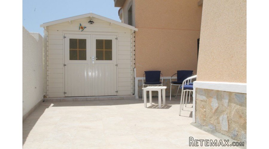 This single storey villa with spectacular views over the.. - 3