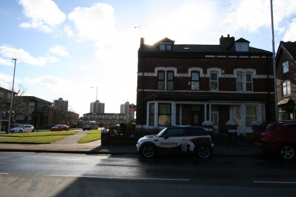 *** Spacious 6 Bed Victorian Semi.. - 2