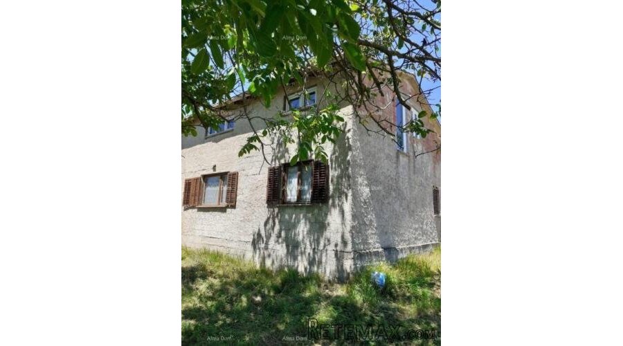 Prodaja kuće s dvije građevinske parcele – Tinjan