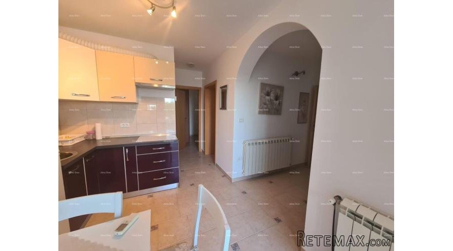 Prodaje se šarmantan stan u prizemlju, 60 m², Duga Uvala