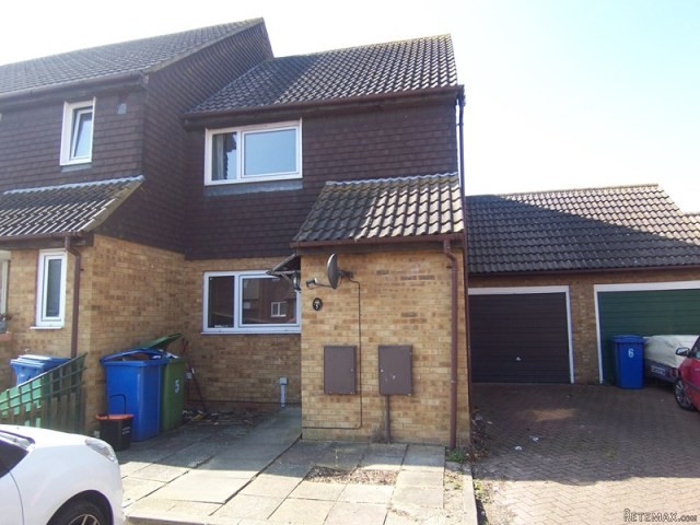 2 bedroom house in Minster On Sea..