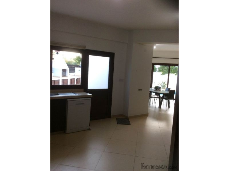 FOR RENT 4 BED PLUS MAID'S ROOM IN.. - 2