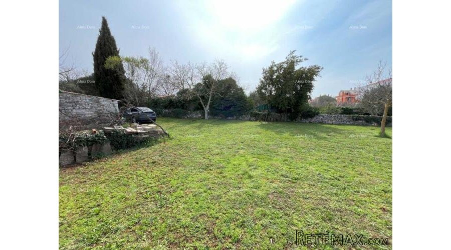 Peroj, građevinsko zemljište površine 1336 m²