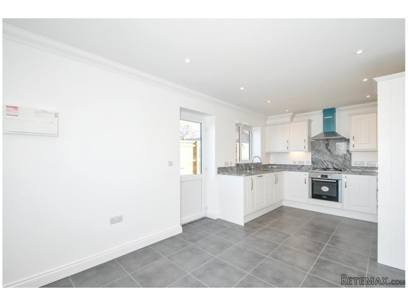 3 Bedroom House To Rent