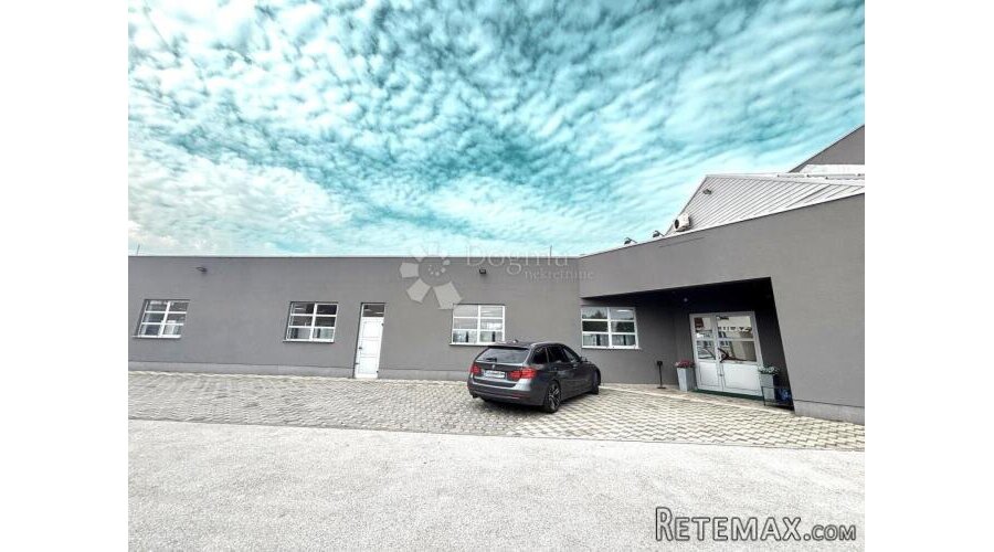 Ekskluzivna poslovna zgrada s 1390 m² okućnice. Naša preporu - 3