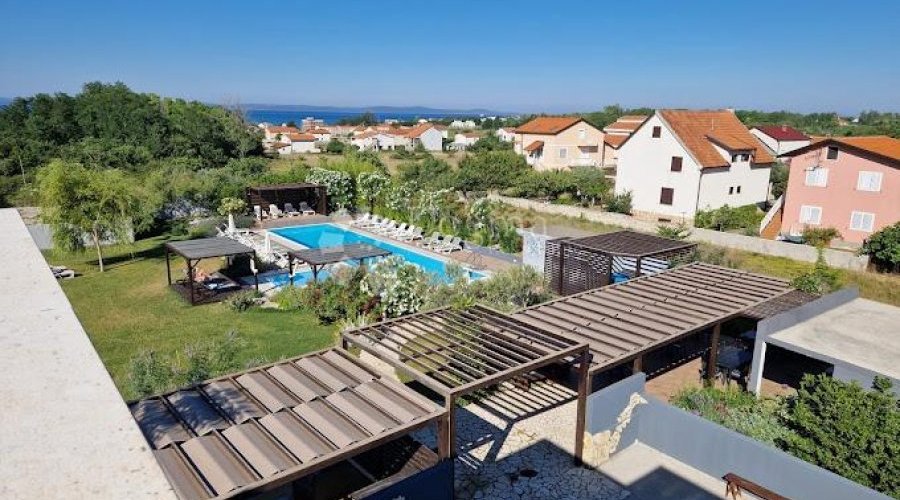 PRODAJA EKSKLUZIVNOG SMJEŠTAJNOG KOMPLEKSA