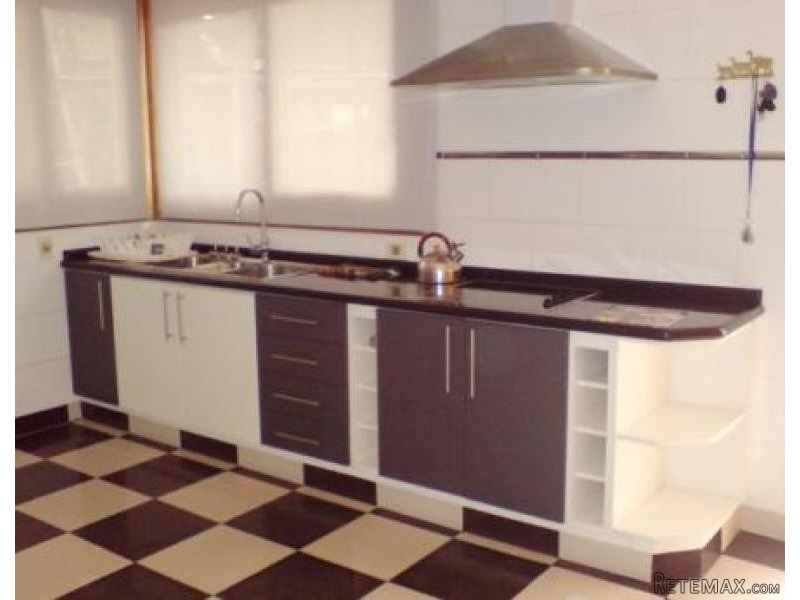 3 Bedroom House - For Rent - Lugano Y.. - 2