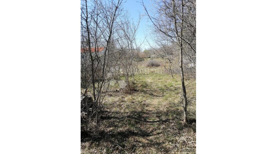 OTOK KRK GARICA GRAĐEVINSKI TEREN OD 2338 m2 - 3
