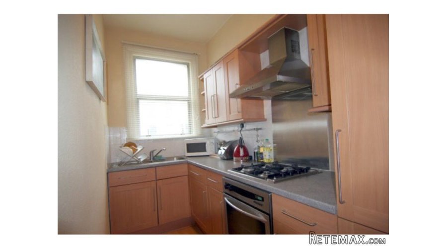 1st Floor Flat in Victorian Conversion - 2
