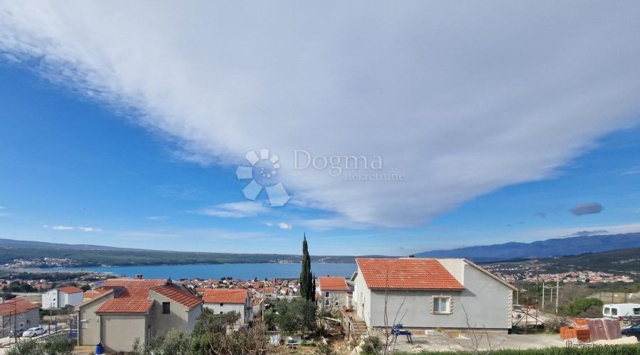 SAMO U DOGMI - KUĆA S TRI STANA - PRILIKA