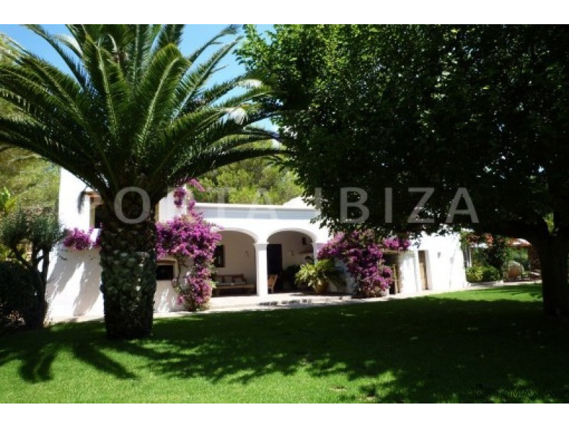 A beautifully restored finca set in.. - 2