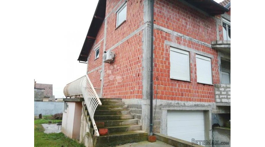 KUTINA, KUĆA S OKUĆNICOM (545 M2) - 3