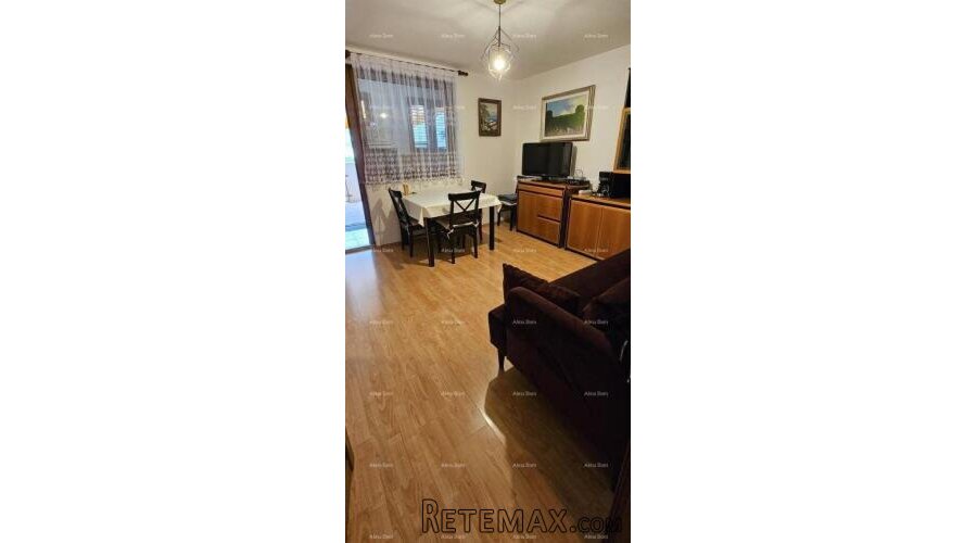 Novigrad, stan površine 52 m²