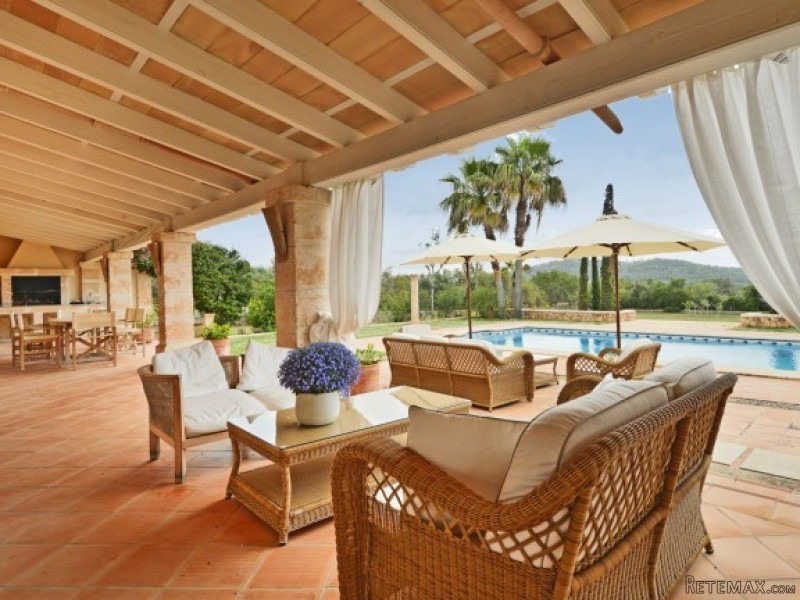 Lovely Stone-Facade Estate With..