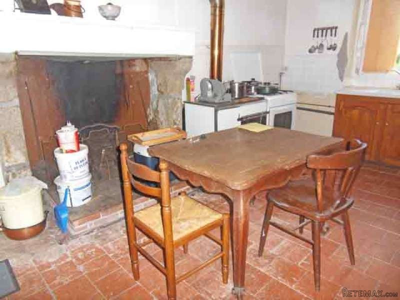 Cottage With Barn In A Charente Village - 2