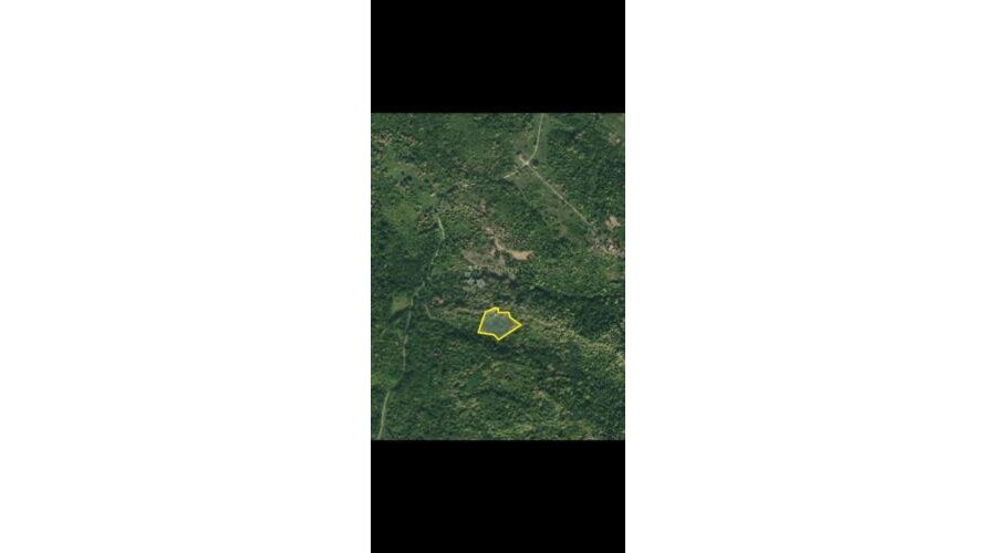 Prodaje se više poljoprivrednih zemljišta, Glina - 15.686m² - 3