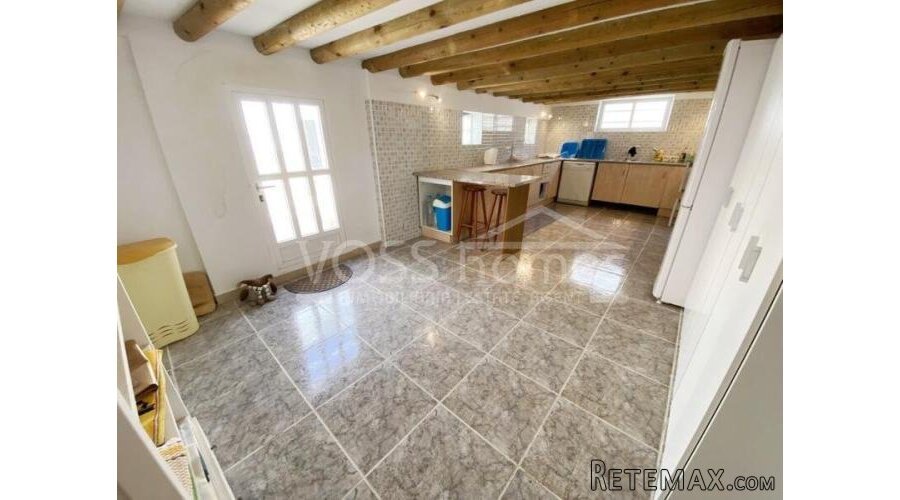 NEW & EXCLUSIVE TO VOSS HOMES - A Large bed & breakfast.. - 11