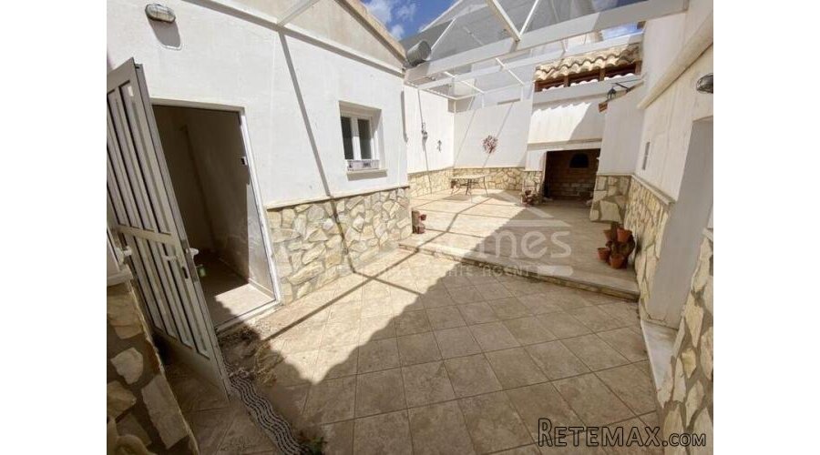 NEW & EXCLUSIVE TO VOSS HOMES - A Large bed & breakfast.. - 16