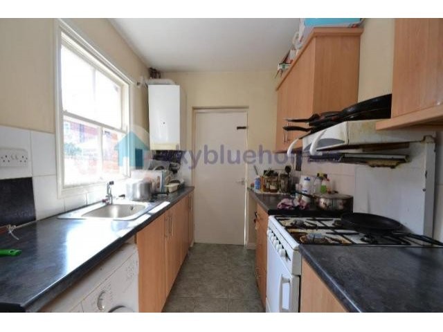 House - STUDENT LET 2015/2016 A four..