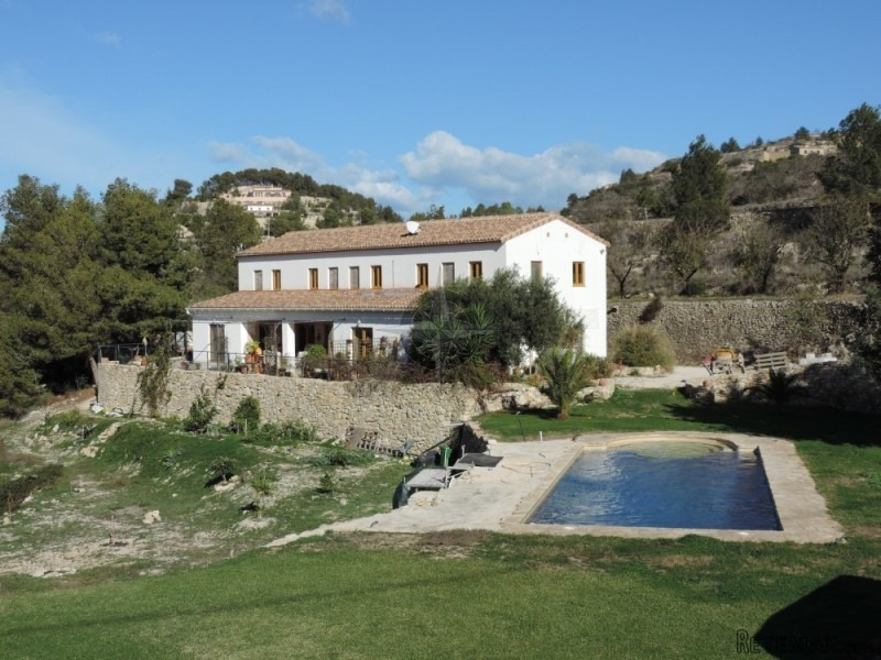 Finca In Benissa For Sale 5 Bedrooms 3..