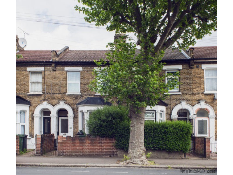 Single with single bed near Leyton.. - 2
