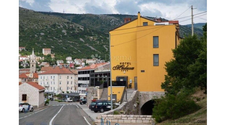 PRODAJE SE HOTEL U SENJU 4* - 2