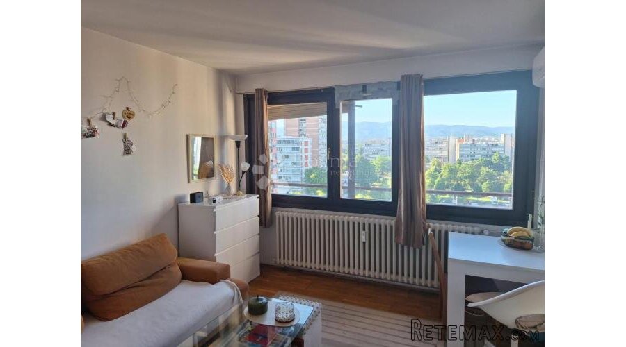 Predivan 2-sobni stan 34 m2 s otvorenim pogledom