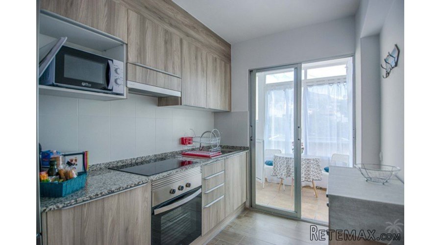 This renovated 2-bed apartment is located in the popular.. - 3